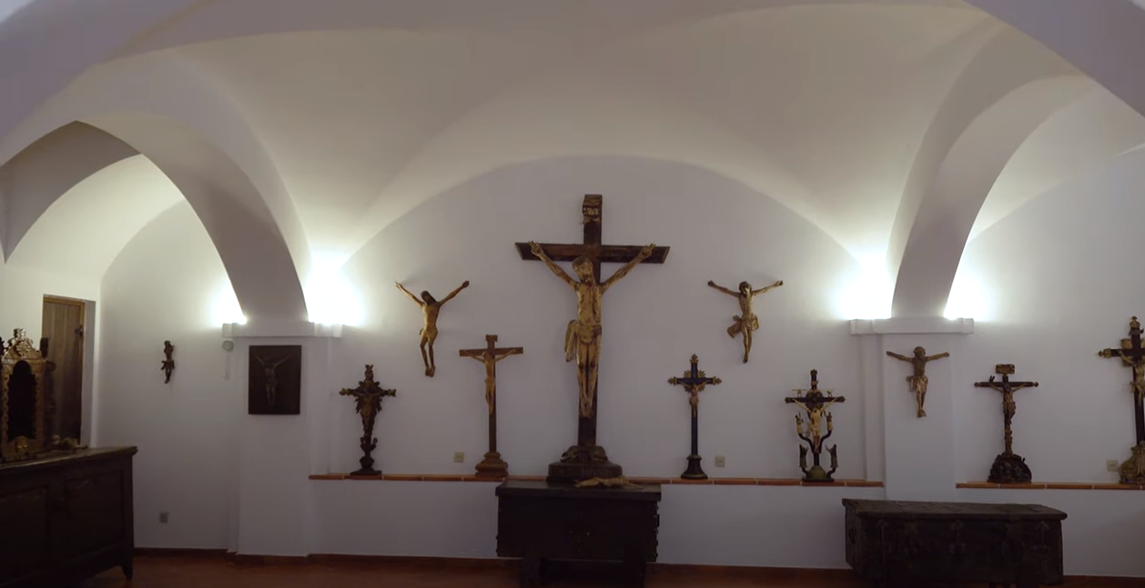 3: Visita Guiada Casa-Museu José Régio | Sala dos Cristos